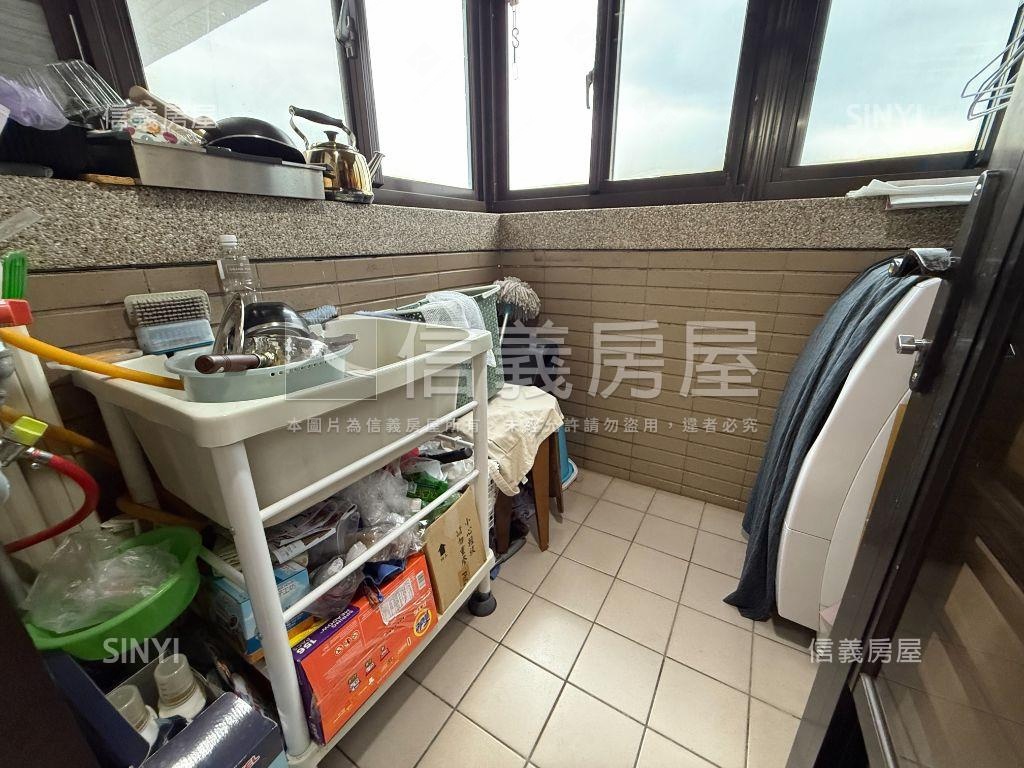⭐皇翔帝國三房車位層峰⭐房屋室內格局與周邊環境