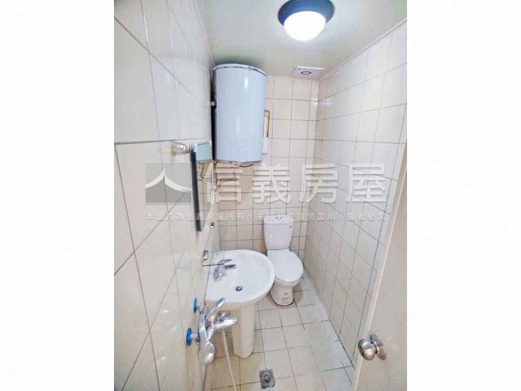 專任德化街收租套房房屋室內格局與周邊環境