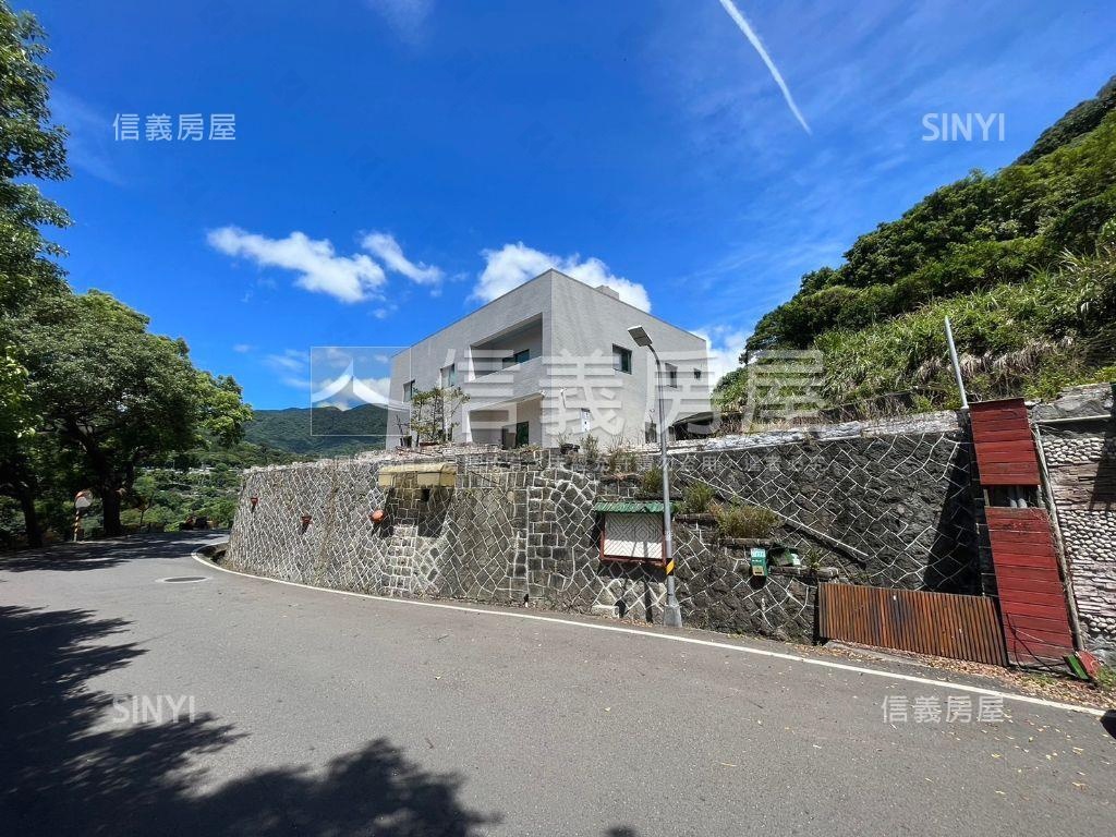 售中山北七段獨棟農舍土地房屋室內格局與周邊環境