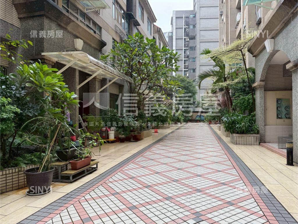 松廈柏園邊間低總價３房房屋室內格局與周邊環境