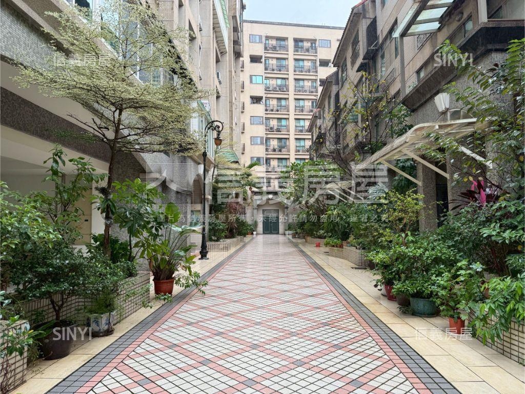 松廈柏園邊間低總價３房房屋室內格局與周邊環境