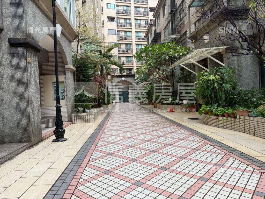 松廈柏園邊間低總價３房房屋室內格局與周邊環境