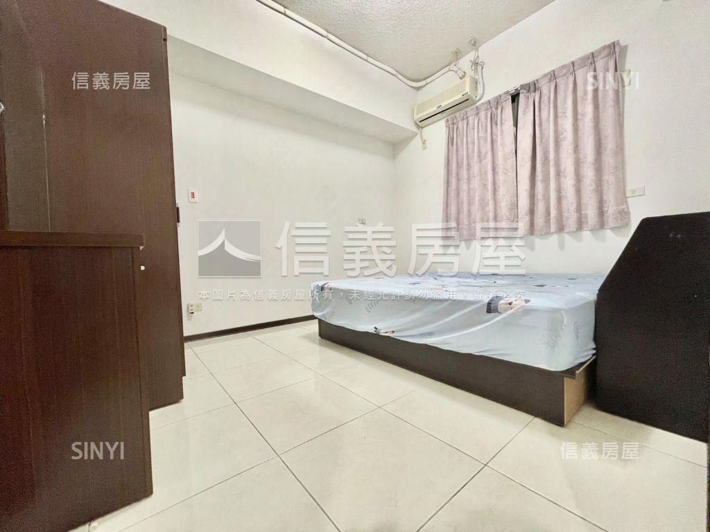 皇龍站前ｃａｓａ兩房車位房屋室內格局與周邊環境