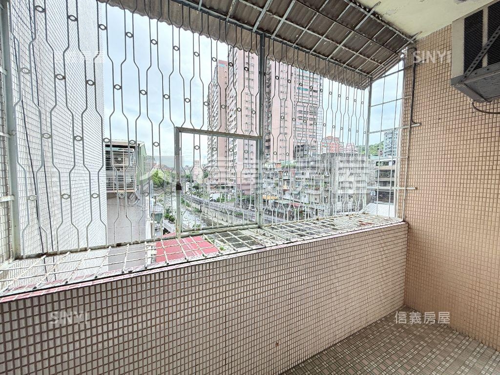 大坪數低總價三房美寓房屋室內格局與周邊環境