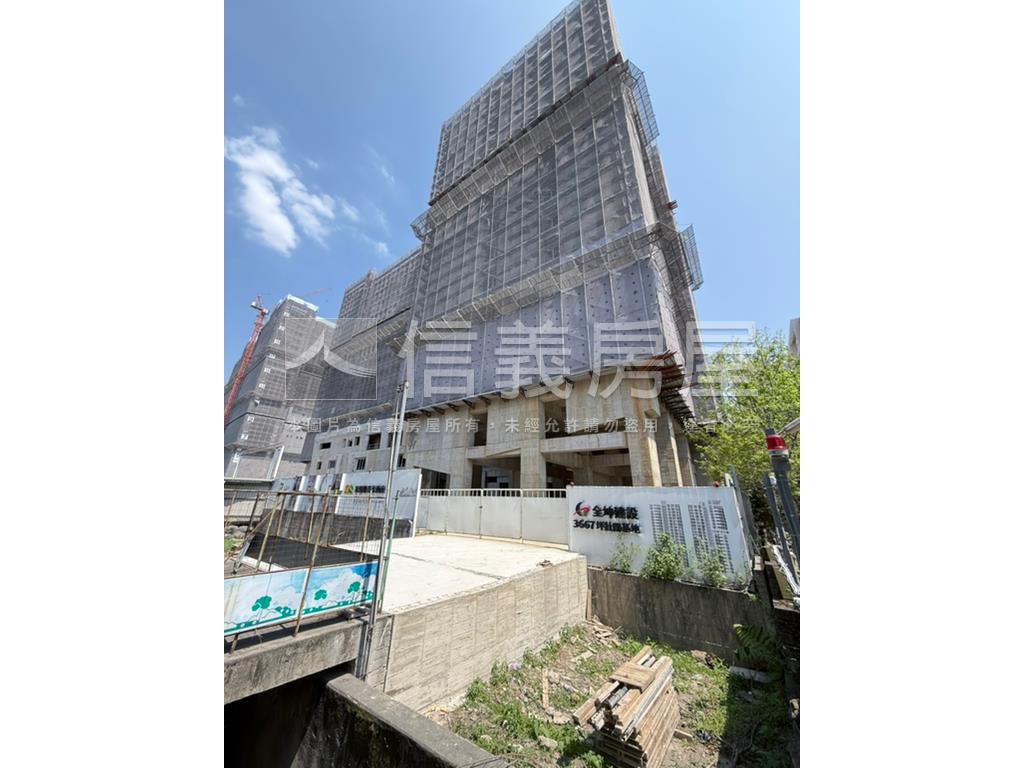 全坤峰碩首購首選房屋室內格局與周邊環境