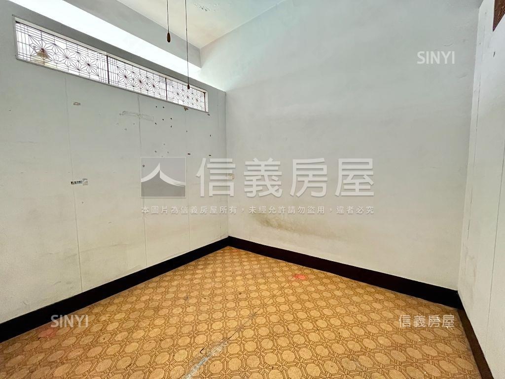 三多衛武營大地坪活巷透天房屋室內格局與周邊環境