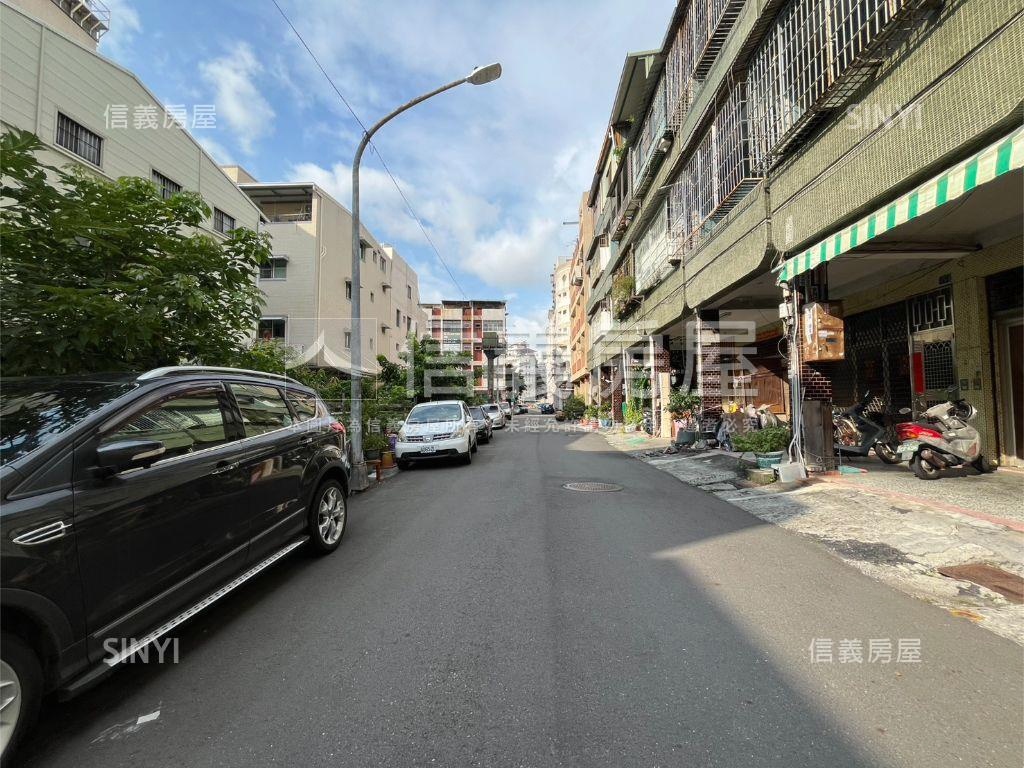 三多衛武營大地坪活巷透天房屋室內格局與周邊環境
