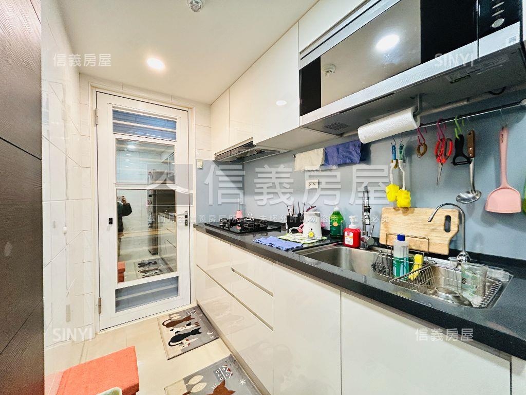 溫馨幸福明亮電梯３房車位房屋室內格局與周邊環境