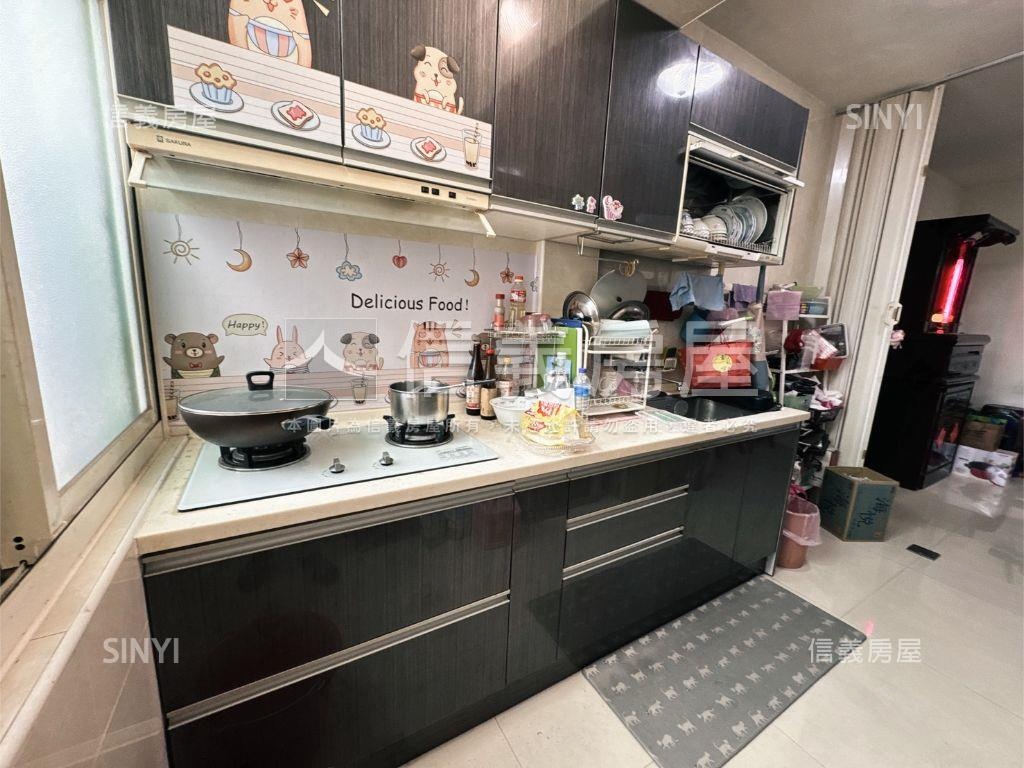 國泰民生三房邊間美寓房屋室內格局與周邊環境