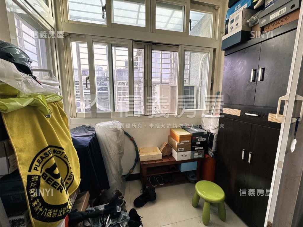 國泰民生三房邊間美寓房屋室內格局與周邊環境