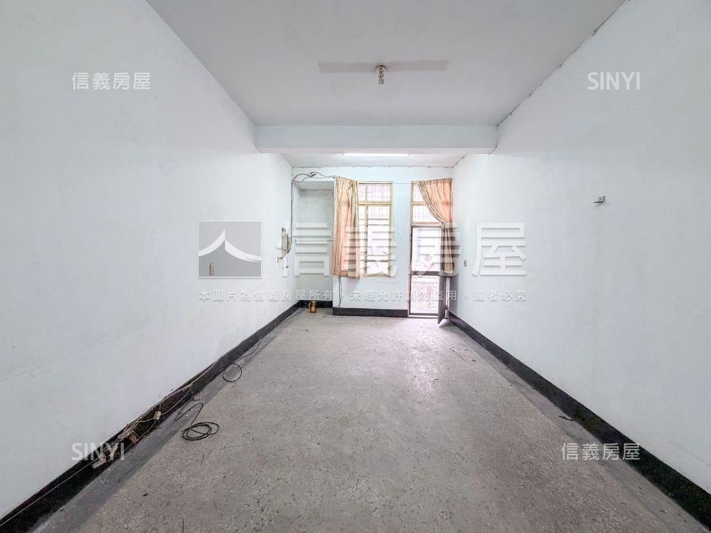 正街復古老宅透天店面房屋室內格局與周邊環境