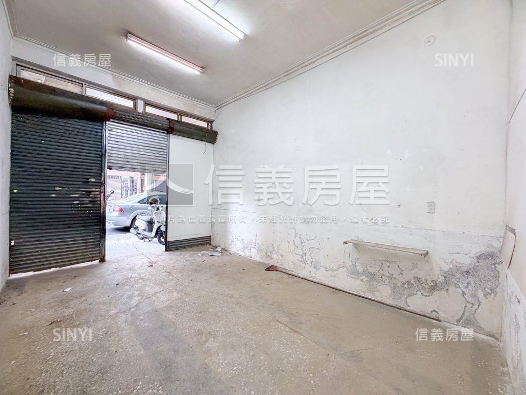正街復古老宅透天店面房屋室內格局與周邊環境