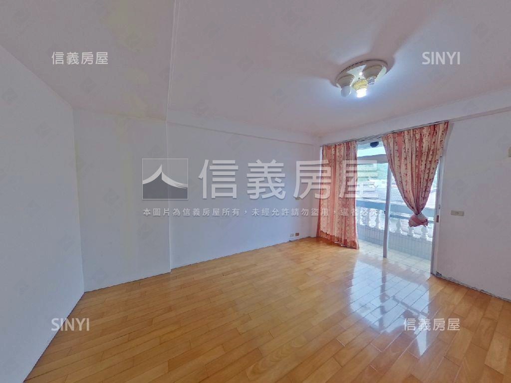 圓堡社區景觀透天房屋室內格局與周邊環境