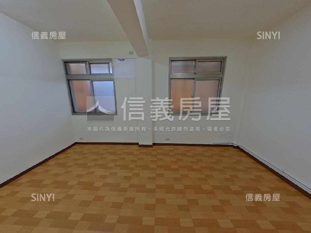 三民路國泰美宅房屋室內格局與周邊環境