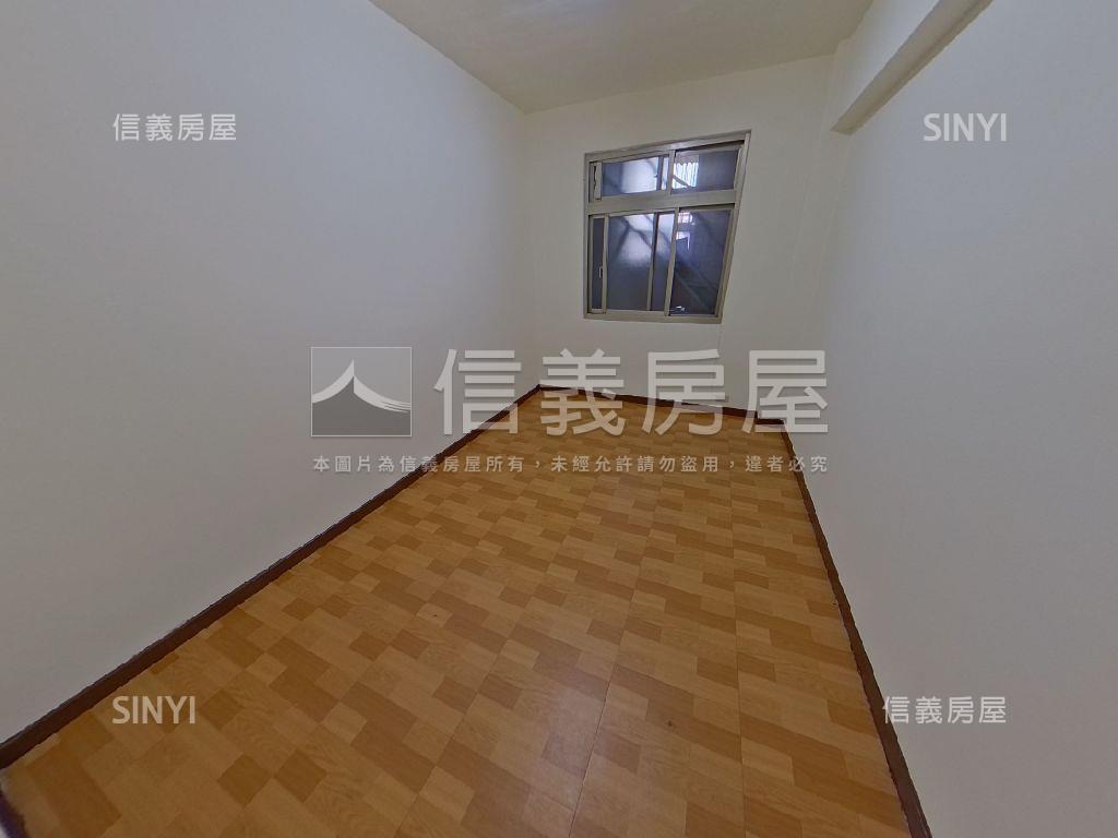 三民路國泰美宅房屋室內格局與周邊環境