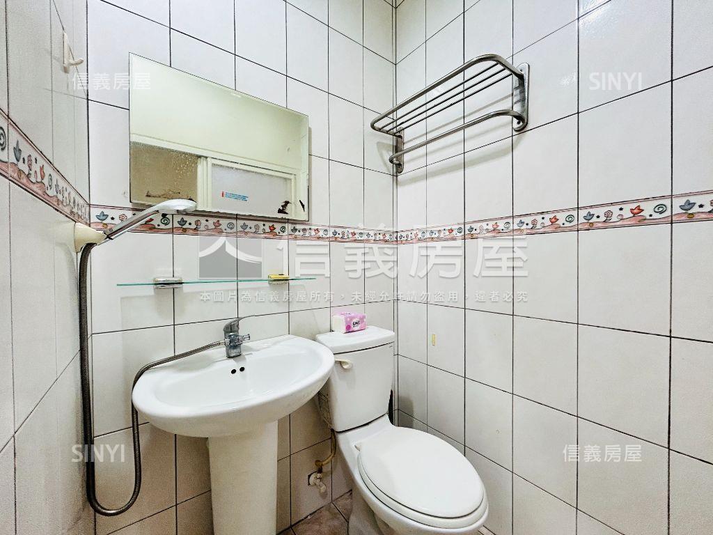 近捷運大空間店辦收租寶房屋室內格局與周邊環境