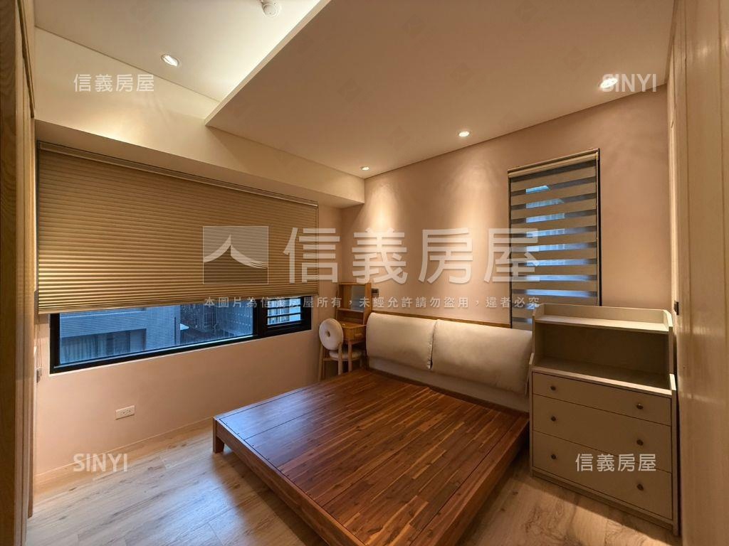 鄉林左岸質感三房車位房屋室內格局與周邊環境