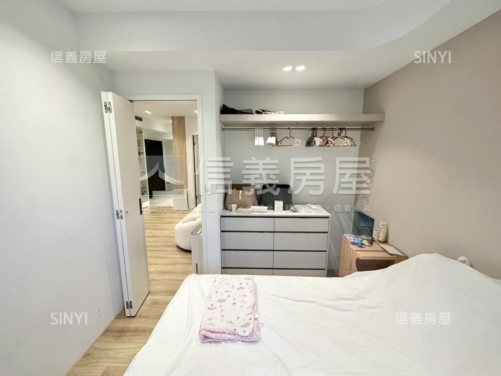 富連陽明樹景２房附車位房屋室內格局與周邊環境