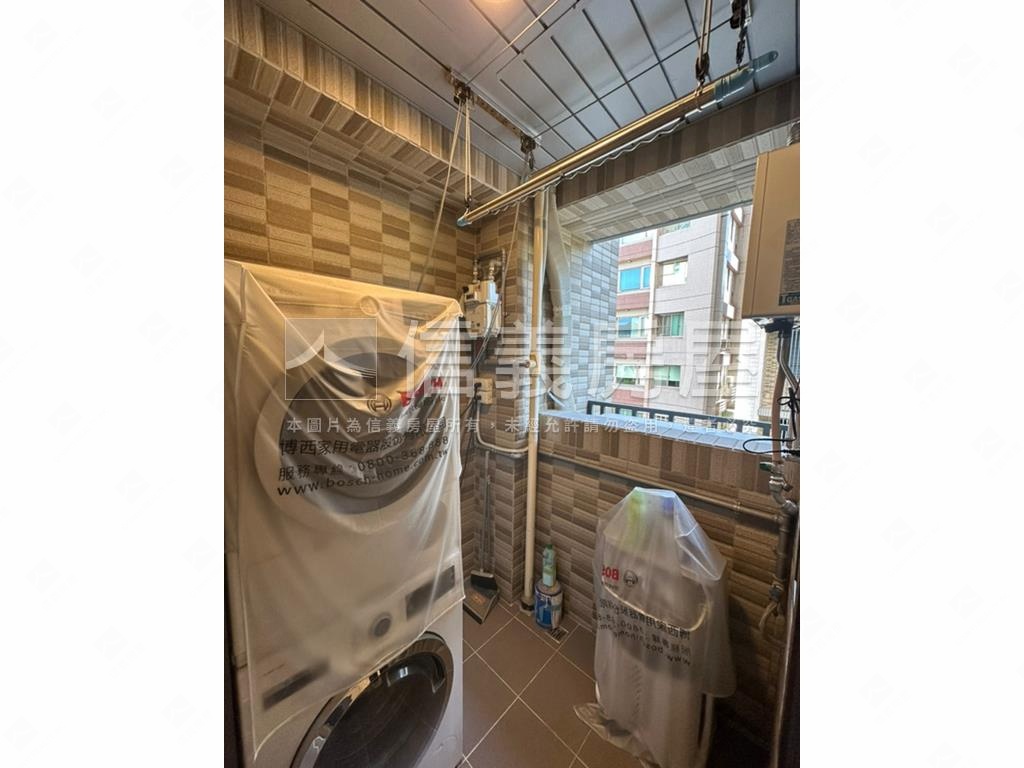 富連陽明樹景２房附車位房屋室內格局與周邊環境