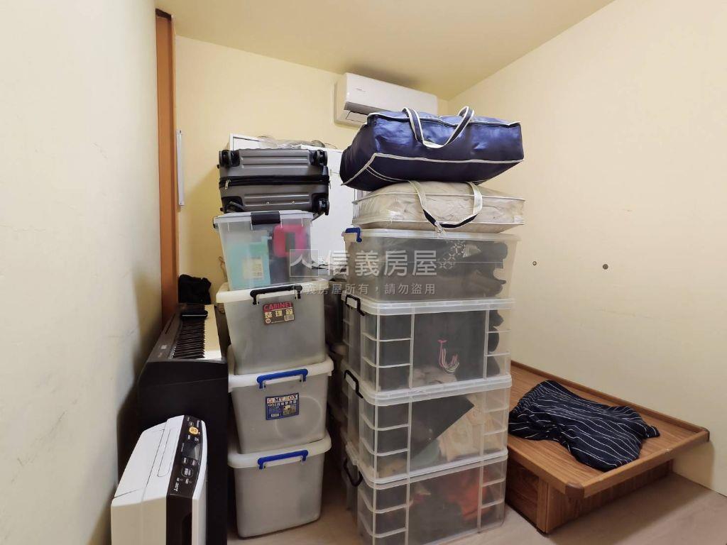 介壽路翻修透天方便停車房屋室內格局與周邊環境