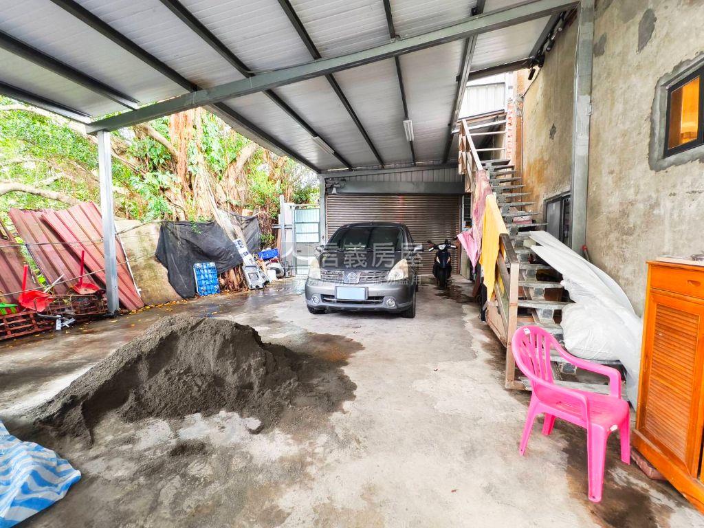 介壽路翻修透天方便停車房屋室內格局與周邊環境