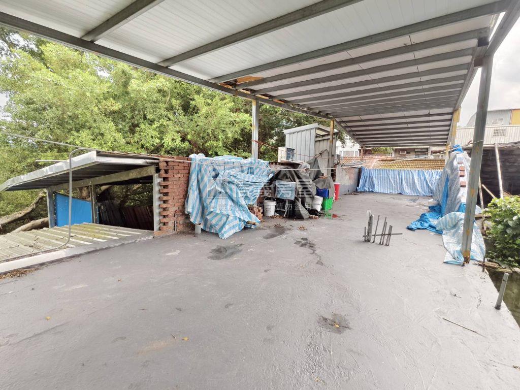 介壽路翻修透天方便停車房屋室內格局與周邊環境