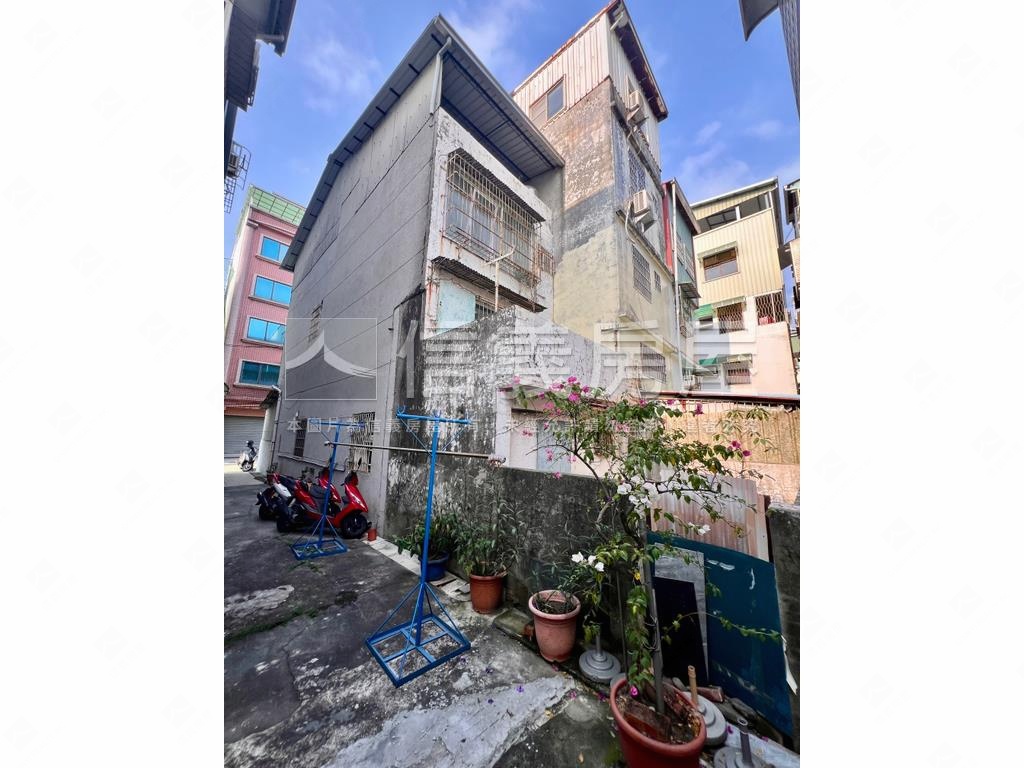 大豐二路靜巷住四透天房屋室內格局與周邊環境