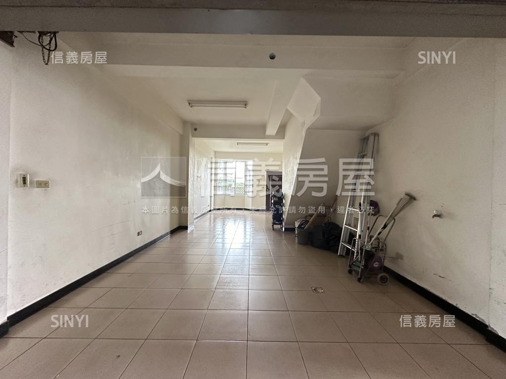 近東安國中精美透天房屋室內格局與周邊環境