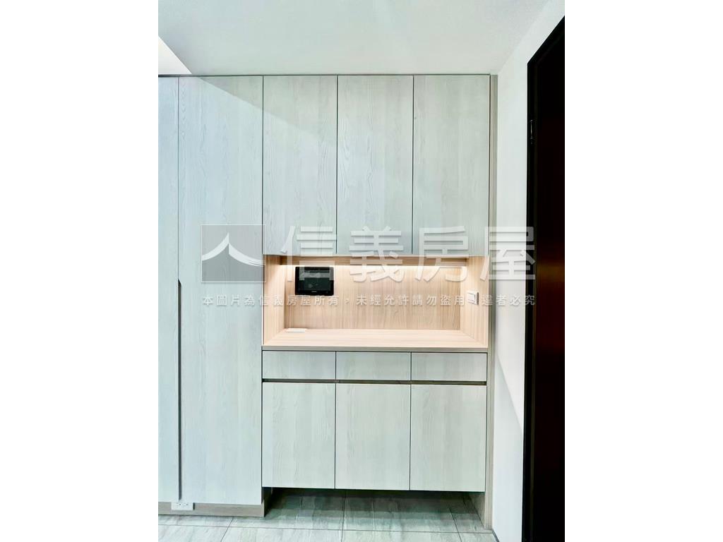 德友秀川高樓層三房車房屋室內格局與周邊環境