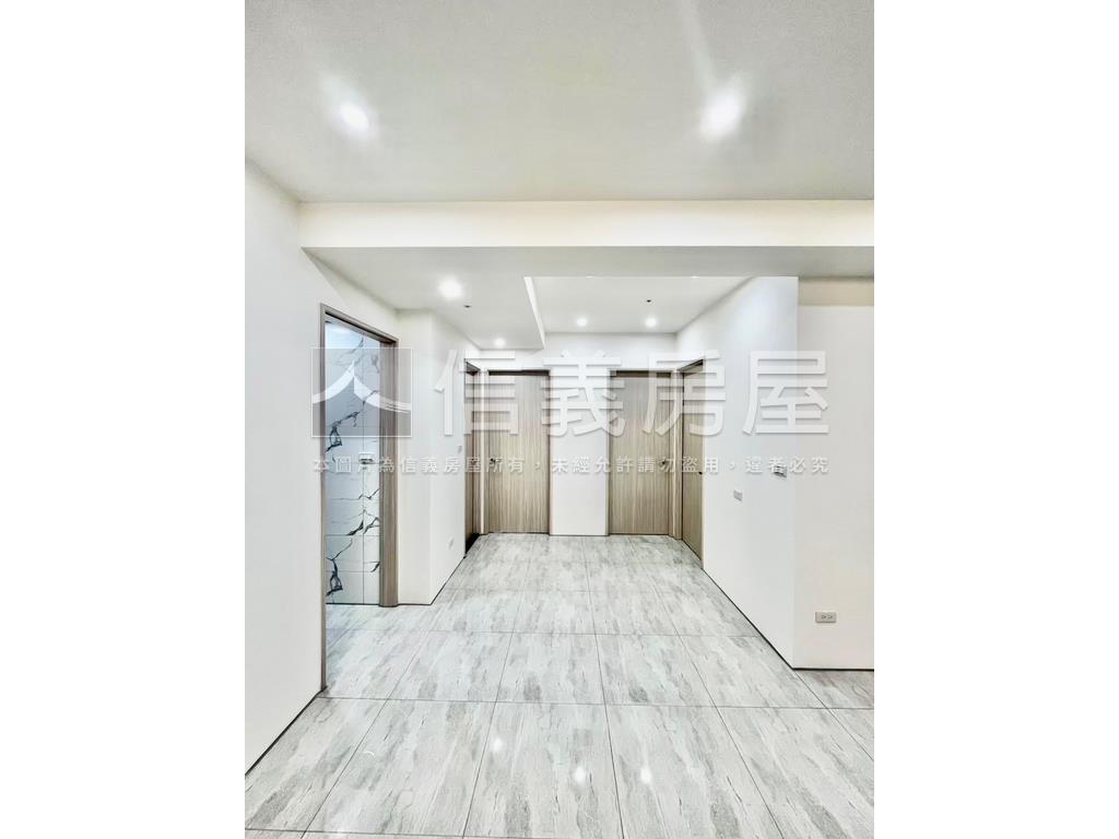 德友秀川高樓層三房車房屋室內格局與周邊環境