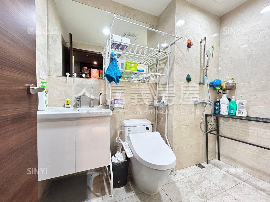 七期博克萊邊間三房平車房屋室內格局與周邊環境