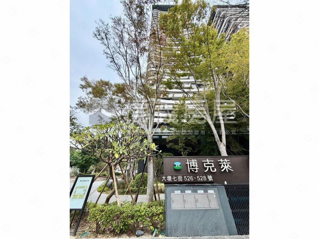 七期博克萊邊間三房平車房屋室內格局與周邊環境