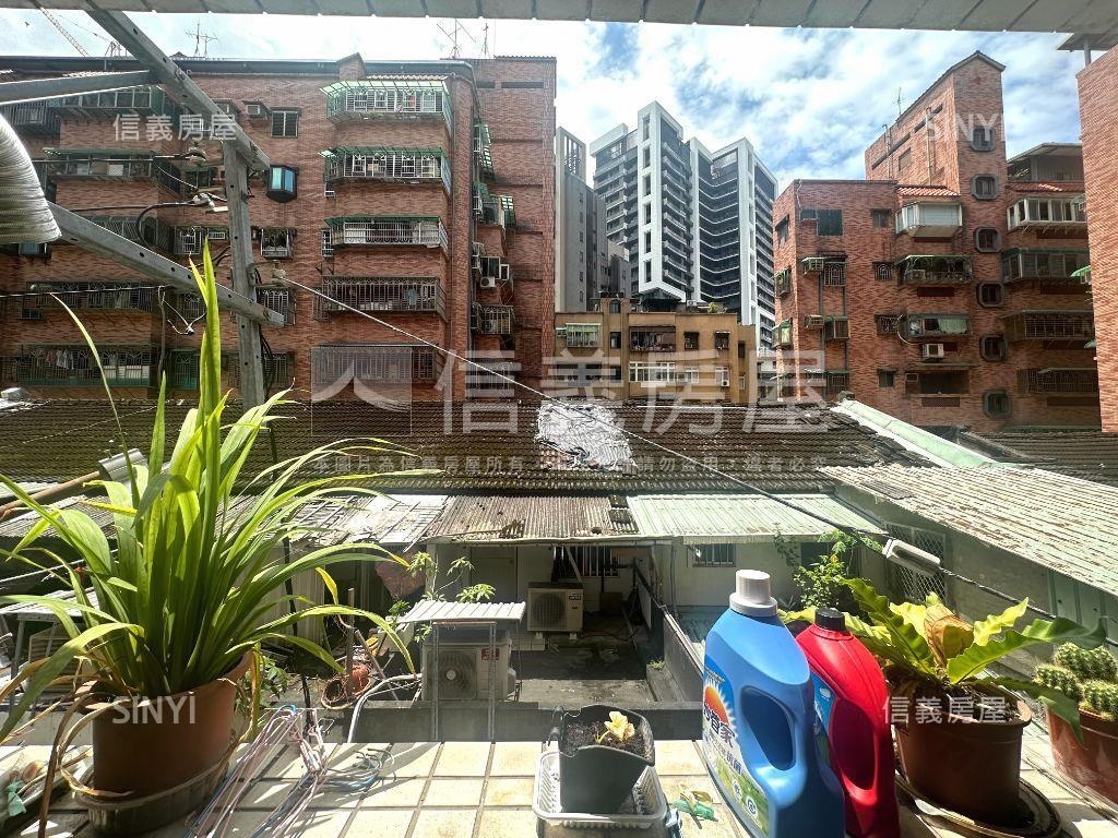 集美華廈★參房佳居房屋室內格局與周邊環境