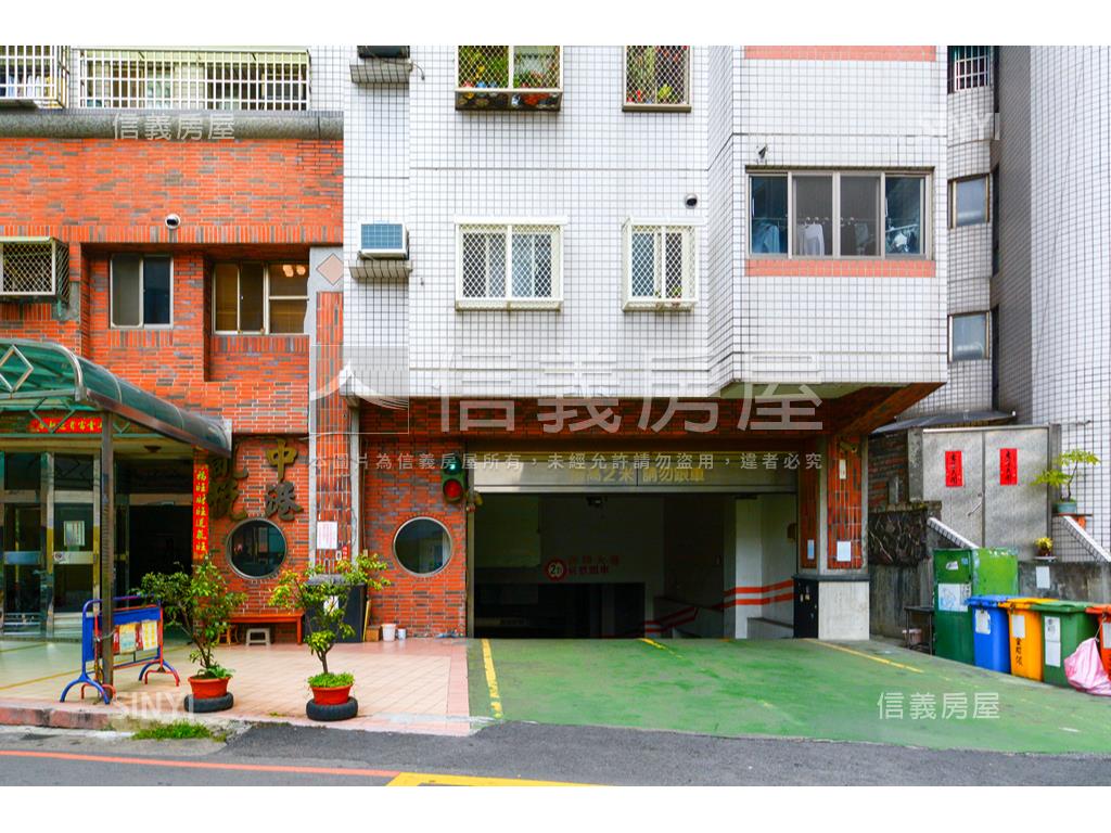 逢甲上安美三房附車位房屋室內格局與周邊環境