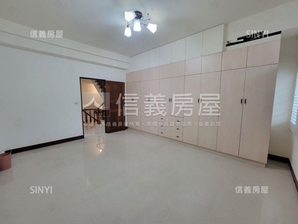 桃園後站透天別墅房屋室內格局與周邊環境