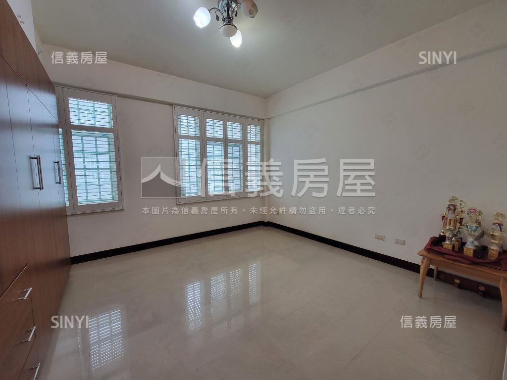 桃園後站透天別墅房屋室內格局與周邊環境
