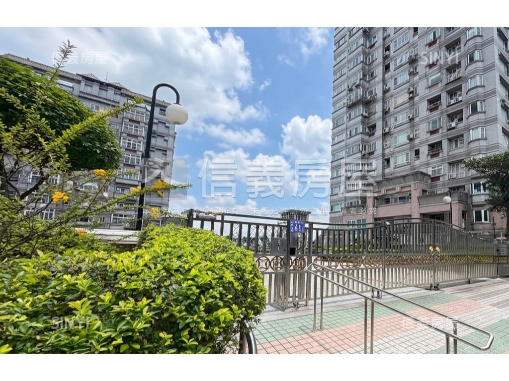 【璀璨景觀】電梯兩房房屋室內格局與周邊環境
