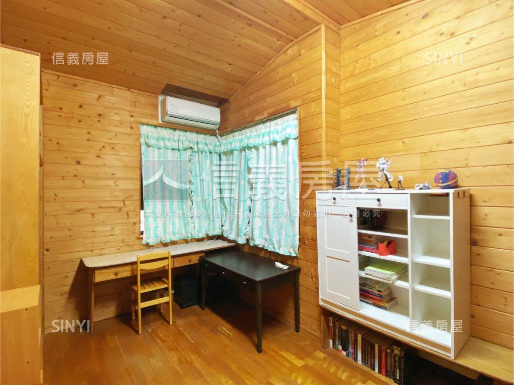 陽明山莊｜庭院停車別墅房屋室內格局與周邊環境
