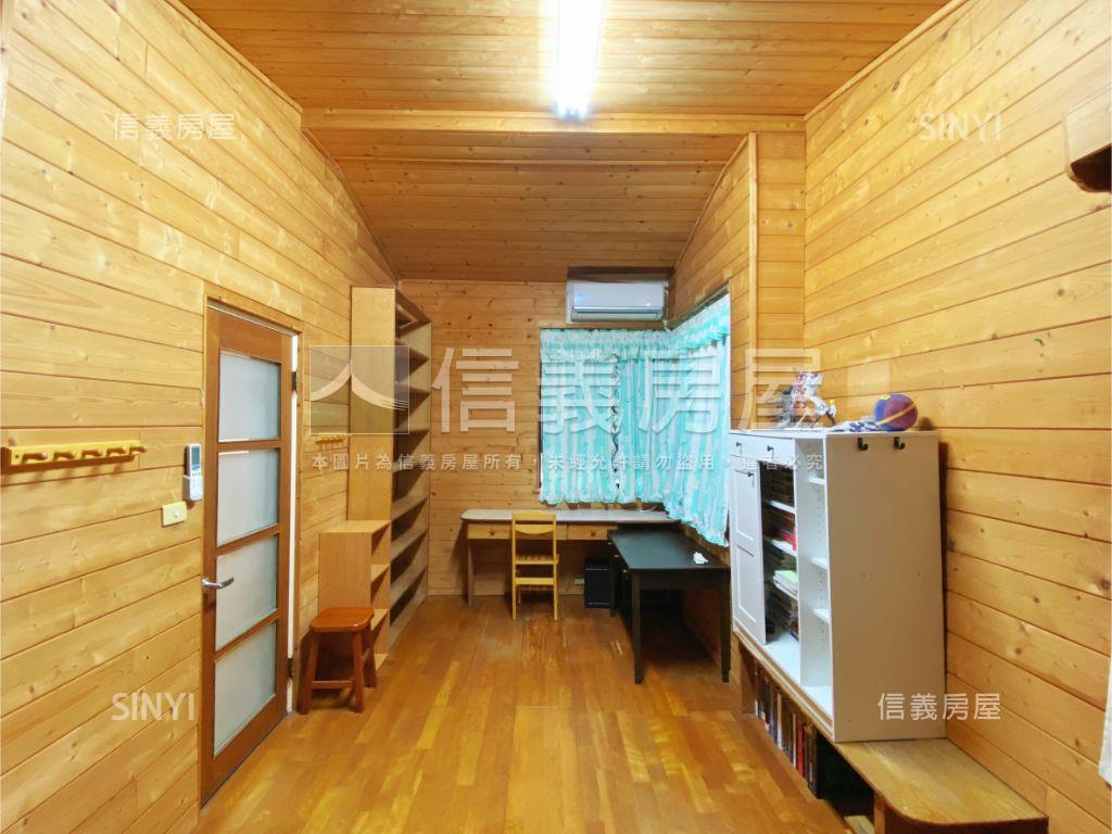 陽明山莊｜庭院停車別墅房屋室內格局與周邊環境