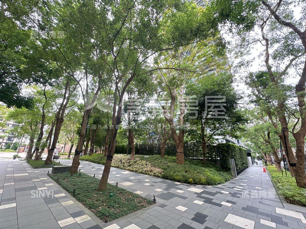 東區靜巷電梯套房房屋室內格局與周邊環境