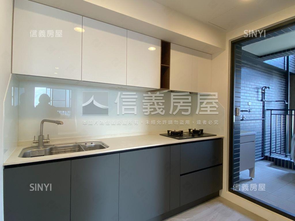 大毅～家幸福３房平車位房屋室內格局與周邊環境