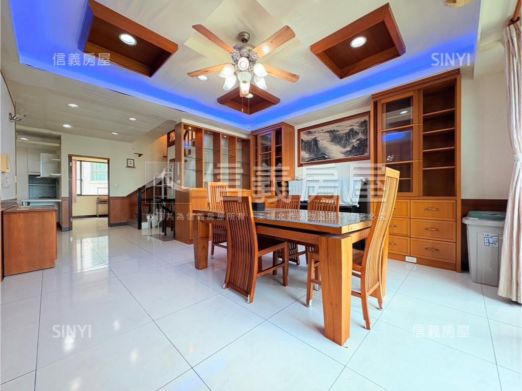 善化市區正路面大店面房屋室內格局與周邊環境