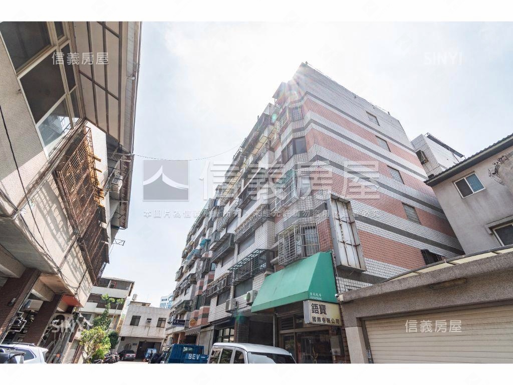 向陽邸電梯三房有車位房屋室內格局與周邊環境