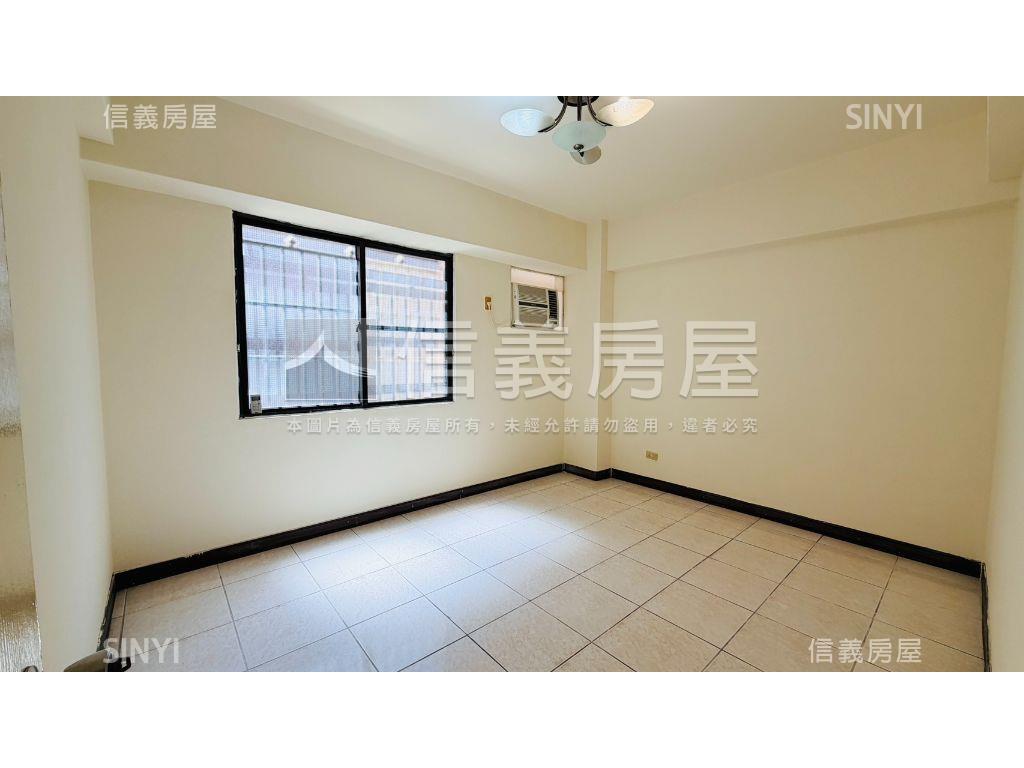 向陽邨電梯三房有車位房屋室內格局與周邊環境