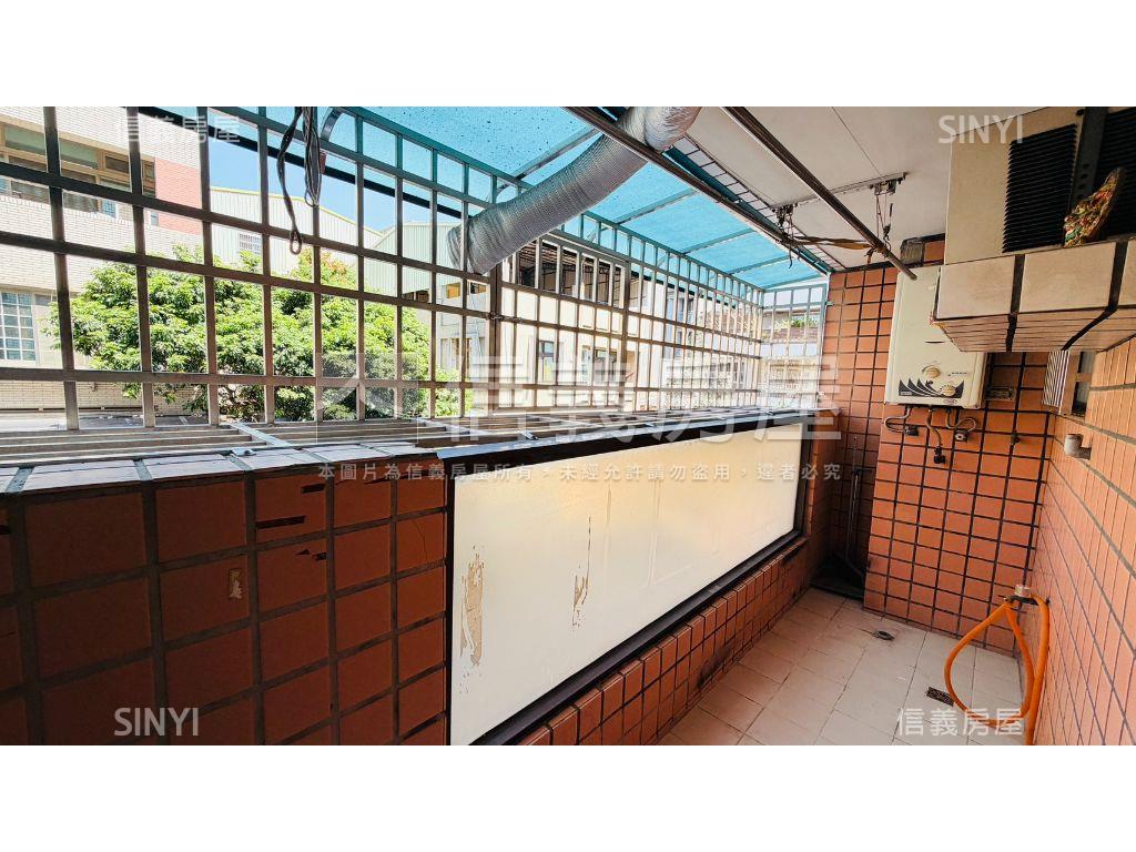 向陽邨電梯三房有車位房屋室內格局與周邊環境