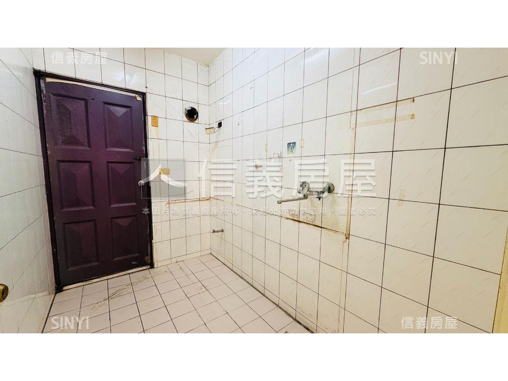 向陽邨電梯三房有車位房屋室內格局與周邊環境