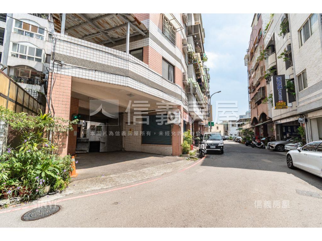 向陽邨電梯三房有車位房屋室內格局與周邊環境