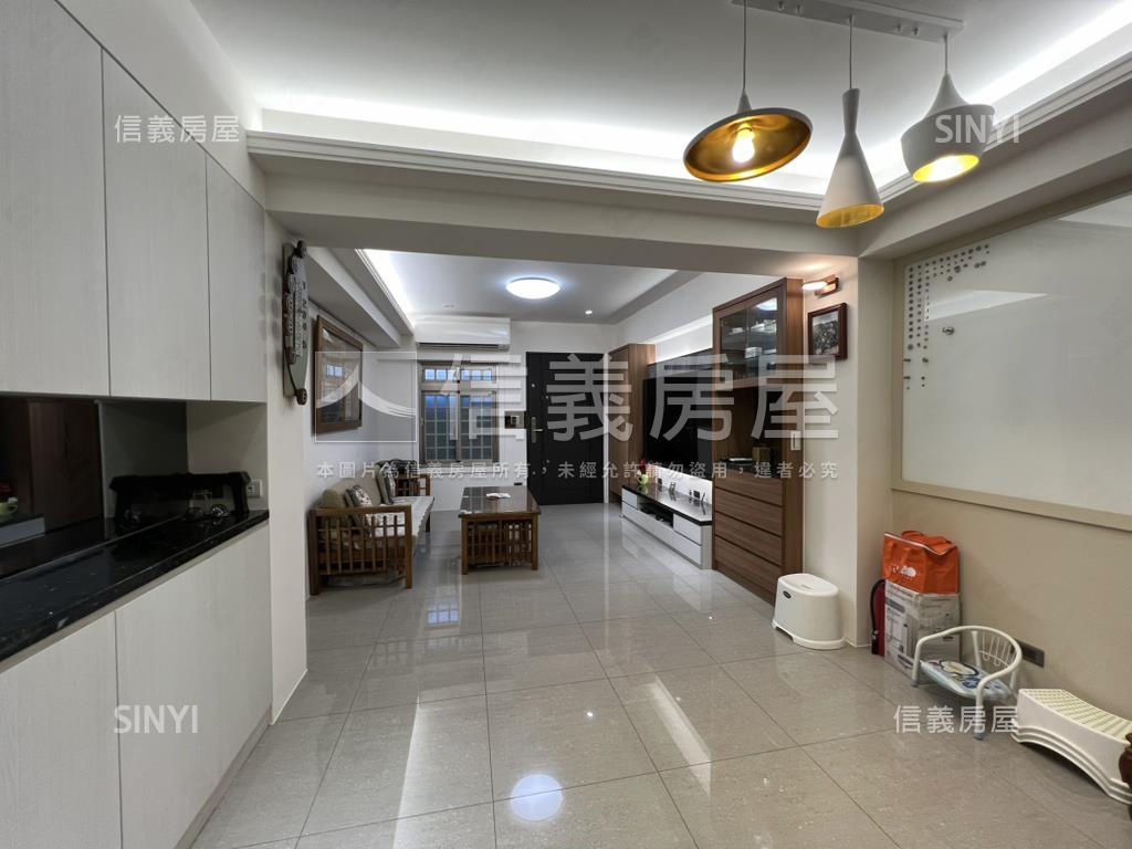 三民新城漂亮３房花園落成房屋室內格局與周邊環境