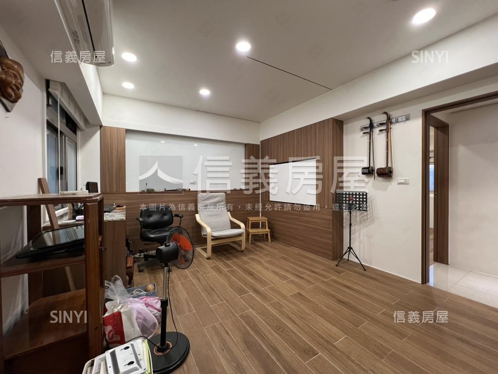 三民新城漂亮３房花園落成房屋室內格局與周邊環境