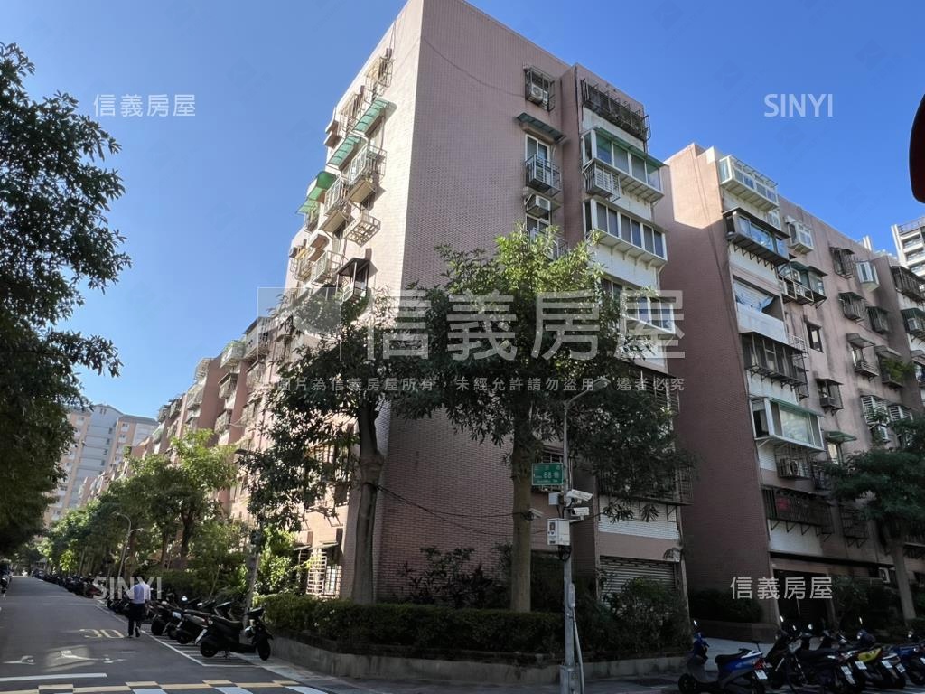 三民新城漂亮３房花園落成房屋室內格局與周邊環境